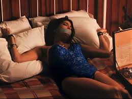 BoundHub - Teri Hatcher - TV Bondage (1)