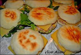 Batbout Au Thon Cuisine D Une Oummi Surbookee Batbout Cuisine Marocaine Cuisine