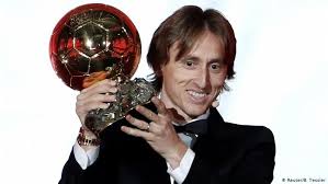He believes that real madrid has a great chance of winning the title again and. Luka Modric Wins 2018 Men S Ballon D Or Award News Dw 03 12 2018