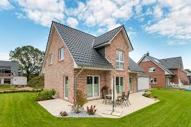 Friesen Und Kapitanshauser Einfamilienhauser Als Massivhaus Eco System Haus Haus Massivhaus Einfamilienhaus