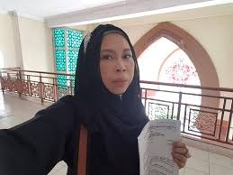 For more information and source, see on this link : Abu Nuaim On Twitter Apakah Maksud Peribahasa Embun Di Hujung Rumput