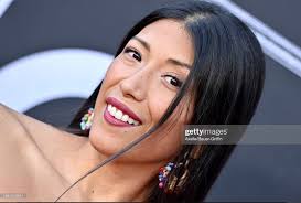 Diana Bermudez's Instagram, Twitter & Facebook