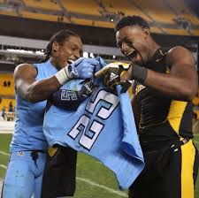 Juju Smith Schuster On Twitter Jersey Swap With My Brotha From Playing Together Lining Up On Thursday Night Football All Glory To God Il joue au poste de wide receiver pour la franchise des steelers de pittsburgh depuis la saison 2017. juju smith schuster on twitter jersey