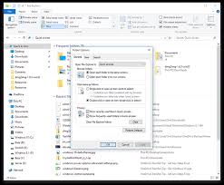 Jul 26, 2018 · the file explorer in windows 10 is fairly customizable. How To Clean Up And Tame Quick Access In Windows 10