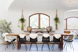 Creating a modern dining room. A Bohemian Scandinavian Ethnic Decor Means So Much More Than Just A Beautiful Interior Seen At Ilariafatone Com Petite Lily Interiors
