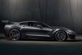 2020 Corvette Stingray Black And White 2020 Toyota Supra Vs 2019 Chevrolet Corvette Stingray Comparison Chevrolet Corvette Corvette Zr1 Corvette