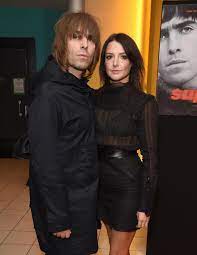 Liam gallagher has finally confirmed his engagement to girlfriend of five years debbie gwyther. Who Is Liam Gallagher S Girlfriend Debbie Gwyther And What Happened Between Her And The Oasis Singer At The Chiltern Firehouse