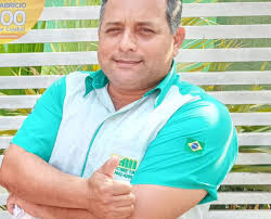 Página oficial da câmara de dirigentes lojistas de cuiabá. Presidente Da Fav Alessandro Bello Morre De Covid 19 Em Cuiaba O Livre