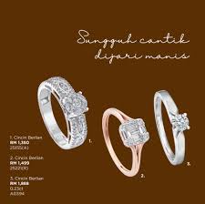 Kami menjual perhiasan spesialis cincin kawin dengan kualitas terbaik, dari bahan perak, emas Habib Merdeka Special Diskaun Sehingga 70