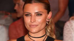 Models, pornstars and amateurs are all allowed. Sophia Thomalla Spricht Uber Ihre Seltene Gefasskrankheit Das Ist Der Grund Fur Ihre Tattoos