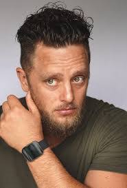 Royce Edwards's Instagram, Twitter & Facebook