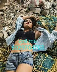 She wears modern dress like jeans and skirt and traditional indian dresses like saree and. Kajal Varma Ravivar85130000 Twitter
