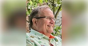 Alison Hollis's Instagram, Twitter & Facebook