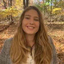 Lana Whipple's Instagram, Twitter & Facebook