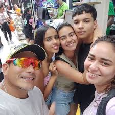 Hola, estoy soltera. Conóceme mejor 🥰💞 Contáctame por privado 💕📩 por  WhatsApp y Telegram 😊❤️ Aquí ☎️💞👉 https://is.gd/zMboFX