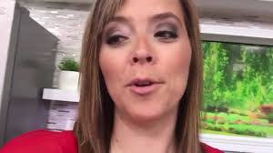 Beth Wray's Instagram, Twitter & Facebook