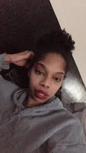 Jennifer Misiewicz's Instagram, Twitter & Facebook