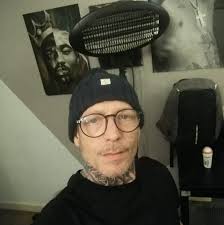 Simon Cartwright (@simon.cartwright.1293) • Facebook