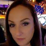 Amber Cromeenes's Instagram, Twitter & Facebook