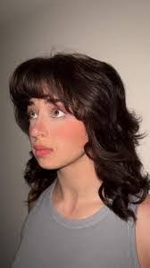 Sharon Reddish's Instagram, Twitter & Facebook