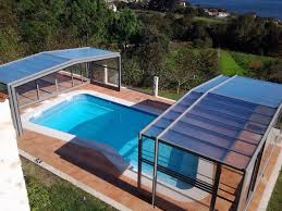 Esta Cubierta Alta Y Telescopica Permite Disfrutar De La Piscina En Cualquier Ocasion Dream Pool Indoor Indoor Pool Design Swimming Pool Designs