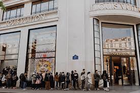 Il s'agit pour la marque levi's de son plus grand magasin europ�en apr�s celui de regent street � londres. Ø§Ù„Ø­Ø°Ø± Ø¹Ù…Ù„Ø© Ø·ÙÙŠÙ„ÙŠ Boutique Adidas Champs Elysees Telephone Findlocal Drivewayrepair Com