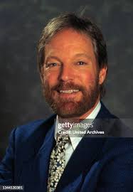 4,684 Richard Chamberlain Photos & High Res Pictures