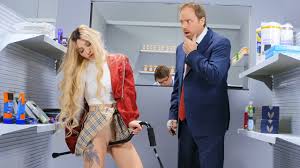 Kenzie Reeves starts masturbating in the pharmacy - Porn Movies - 3Movs