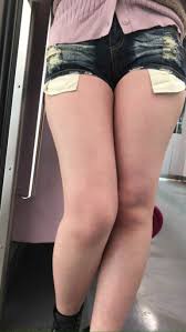 ジーンズ, ホットパンツ, 太もも, 生足, 盗撮, 電車 - 俺のエロ画像フォルダー