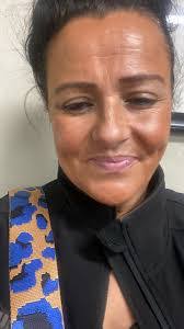 Lorena Kerr's Instagram, Twitter & Facebook