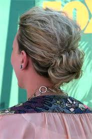 Record the pronunciation of this word in your own voice and play it to listen to how you have pronounced it. Chignon How To How To Make A Chignon Vogue It