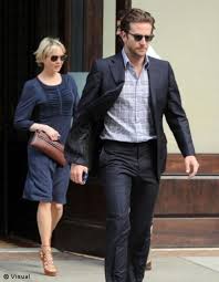 See photos of 10 celebrity couples who met on set. Renee Zellweger Et Bradley Cooper C Est Fini Elle