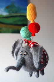 Last week was one of the busiest so far this year with not one but two daughters with birthdays only three days apart. Elephant Knitting Patterns In The Loop Knitting