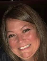 Kara Andrew's Instagram, Twitter & Facebook