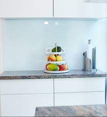 Welche arbeitsplatte passt zu birke kuche welche wandfarbe zu. Helle Kuche Mit Dunkler Arbeitsplatte Elha Service Kuchenblog