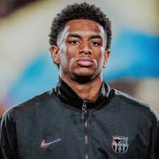 Manimal out 3-4 weeks UBI 🥲