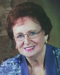 Edith Larson's Instagram, Twitter & Facebook