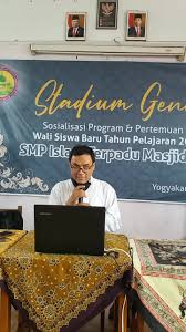 Ketentuan umum mengirimkan berkas lamaran langsung ke gedung smp it masjid syuhada atau pos ke alamat jln. Smp It Masjid Syuhada Yogyakarta Home Facebook