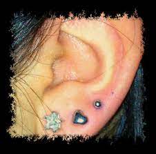 Just Got The Middle And Top Piercing Today Done At Walmart For A Total Of 27 Getting The Helix Done In A Month Hopefully Piercing Piercings Earrings