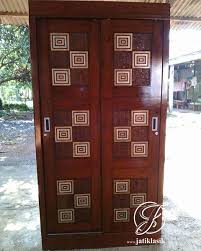 Lemari pakaian 2 pintu sliding geser coklat kayu partikel minimalis. Jual Lemari Pakaian Minimalis Pintu Sliding Jati Klasik Furniture