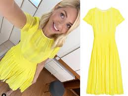 The black and yellow ensemble, which boasts. Holly Willoughby Stuns On This Morning In A Sunshine Yellow Dress And It S In The Sale Ok Magazine