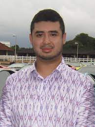 Katanya, tunku alang reza yang mengalami kecederaan parah meninggal dunia di tempat kejadian, manakala salma@noraini yang juga pemandu kereta berkenaan meninggal dunia di unit rawatan rapi hospital mersing. Tunku Ismail Idris Wikidata