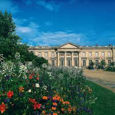 Chateau De Compiegne Compiegne France Started In 1751 By Louis Xv King Of France Palais Francais Les Regions De France Tour Du Monde Et Oise