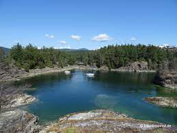 The sunshine coast is located in southwest british columbia, canada and stretches 180 km (110 there are no bridges connecting the sunshine coast to vancouver or vancouver island regions. Sunshine Coast In Kanada Tipps Sehenswurdigkeiten Travelinspired