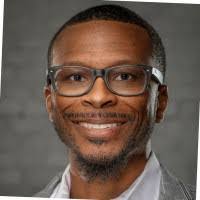 Darryl Kelly's Instagram, Twitter & Facebook