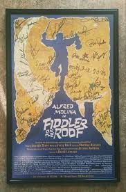 Alfred Molina Lea Michele Etc In Fiddler On The Roof Cast Signed Playbill  Poster 14" X 22" Autographed for Sale in Clifton, NJ