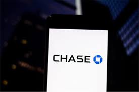 What is chase credit card ? Chase Absolves Canadians Of Credit Card Bills Pymnts Com
