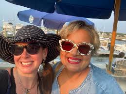 The Tale of Two Foot Nurses… swapping ideas & enjoying each other's company  😊👣 with Jamie Lopes (On the Run Foot Care Specialist)