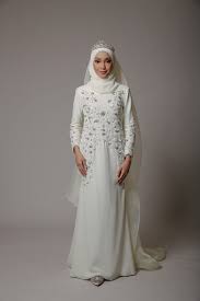 Check spelling or type a new query. Long Dress Puteri Gunung Ledang Shafika Maslan