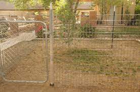 A quick easy fence section build that you can use in a variety of ways. Cheap Easy Dog Run To Build 6 Steps Instructables